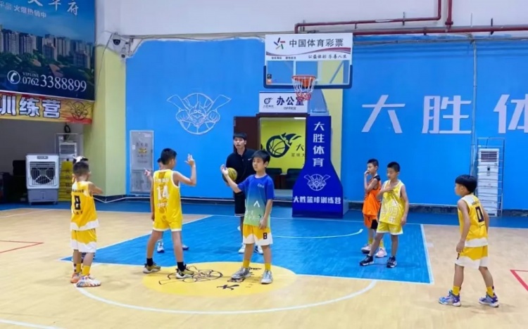 廣東河源體彩少兒籃球培訓(xùn)班：結(jié)營不散場，夢想正啟航