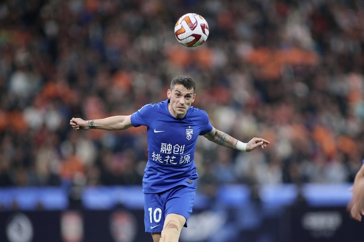 斯基拉：中超舊將斯坦丘接近免簽加盟熱那亞，合同期限到2027年
