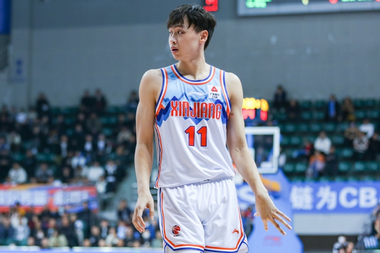 中規(guī)中矩！齊麟8中4拿到15分6籃板 有4失誤&正負(fù)值-10