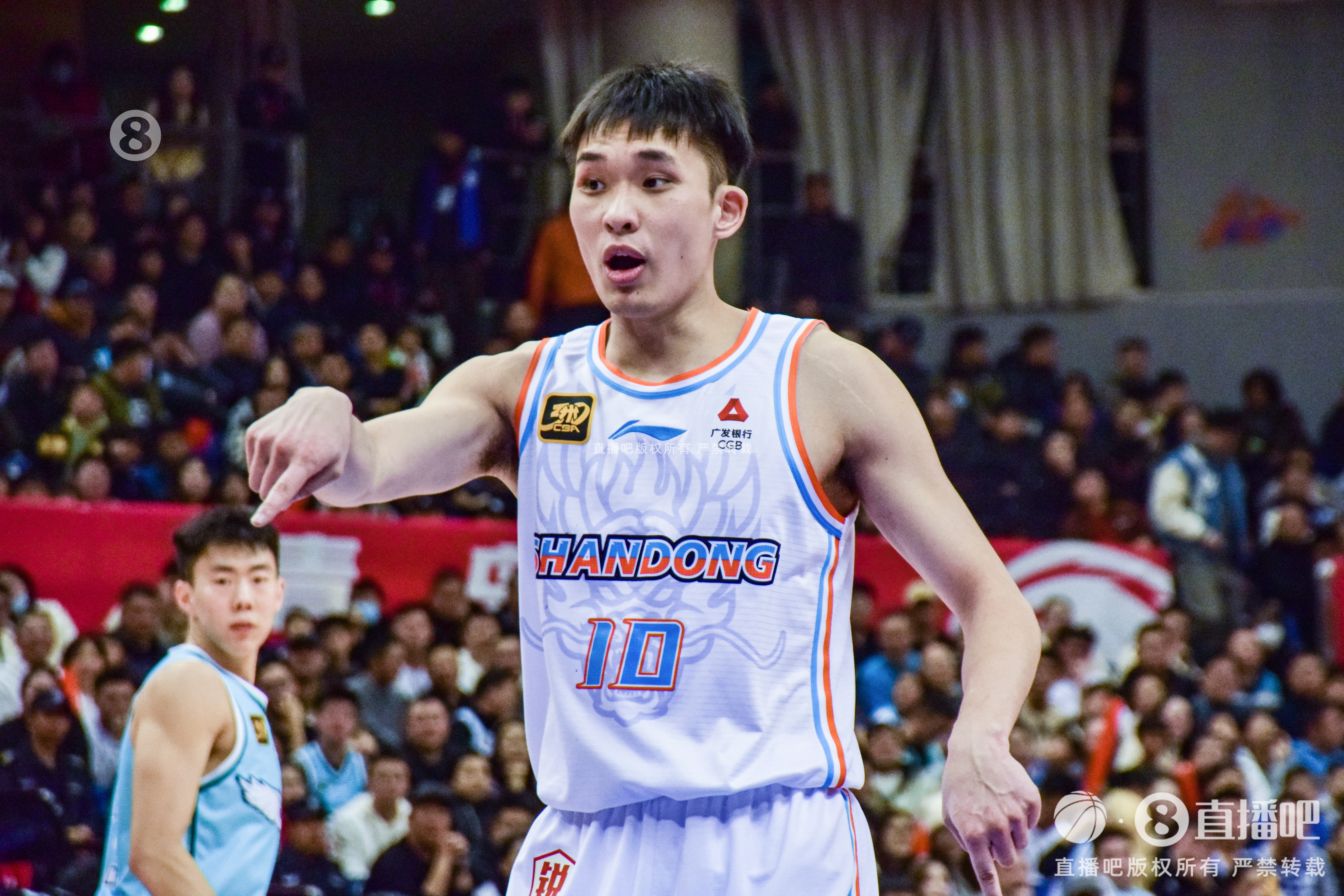 攻防俱佳！狀元秀謝智杰7中5拿到16分3板3助5斷 三分3中3
